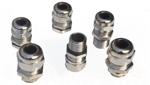 拆除金屬防水電纜接頭時(shí)哪些要求不能忽視？