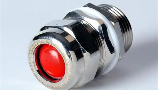 防水接頭和防水接線(xiàn)盒需要如何配合？幾步就學(xué)會(huì)！